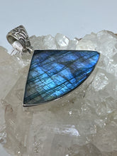 Medusa Labradorite pendant