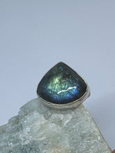 Multicoloured Labradorite Ring   Size 11