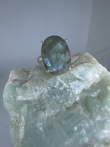 Magical faceted Labradorite Ring   Size 8