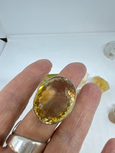 Grand faceted Citrine ring   size 7.5