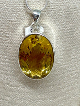 Large beauty deep honey faceted Citrine pendant