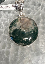 Moss agate round pendant