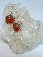 Carnelian detailed silver earrings