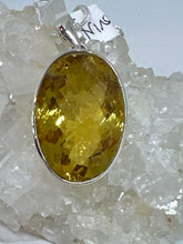 Large beauty deep honey faceted Citrine pendant