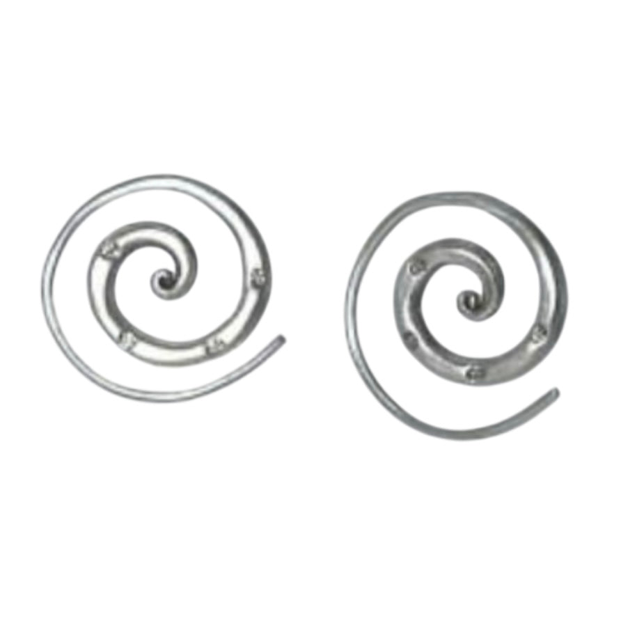 Medium Spiral hanmered - Silver earrings
