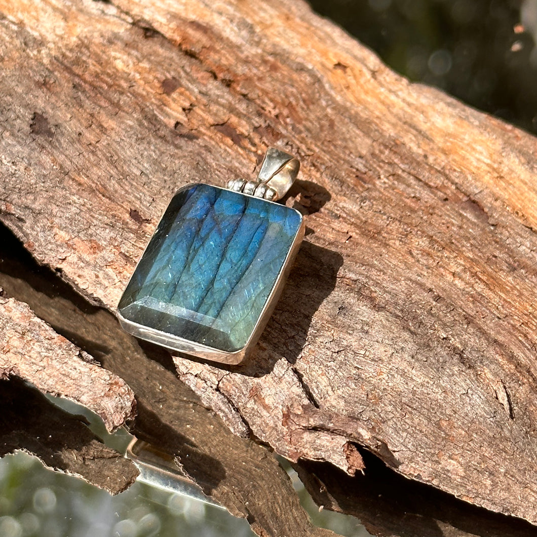 Reversible Labradorite Pendant