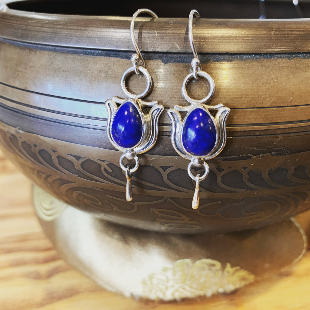 Peace Lilly Lapis Lazuli earrings