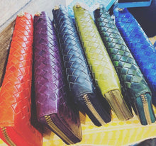 SALE! Jindy cow hide Woven wallet